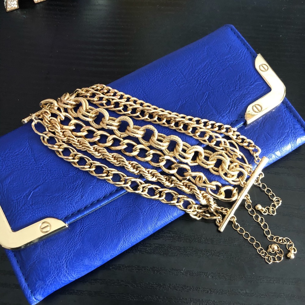 Charlotte Russe Blue Wristlet w/Gold Hardware